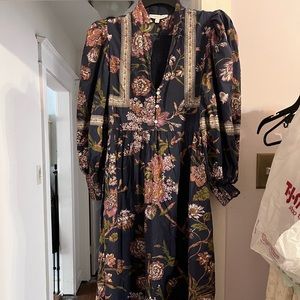 Love the label beautiful dress